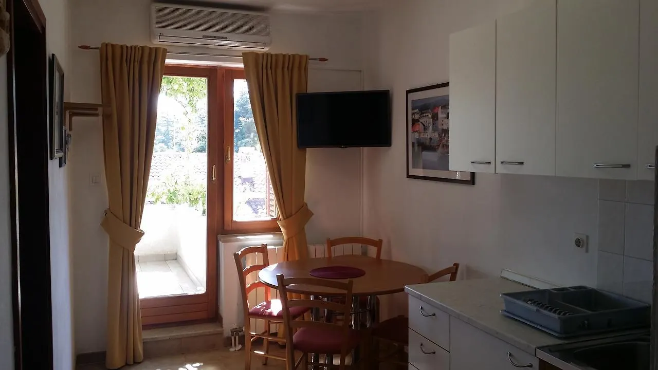 Apartments Elio 617 Rovinj